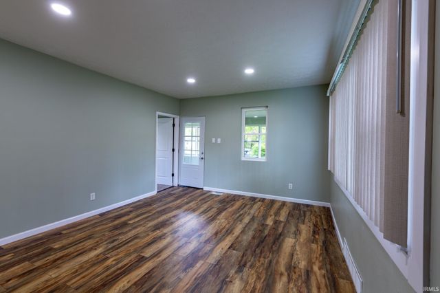 3117 Burr Oak Avenue, Elkhart, IN 46517