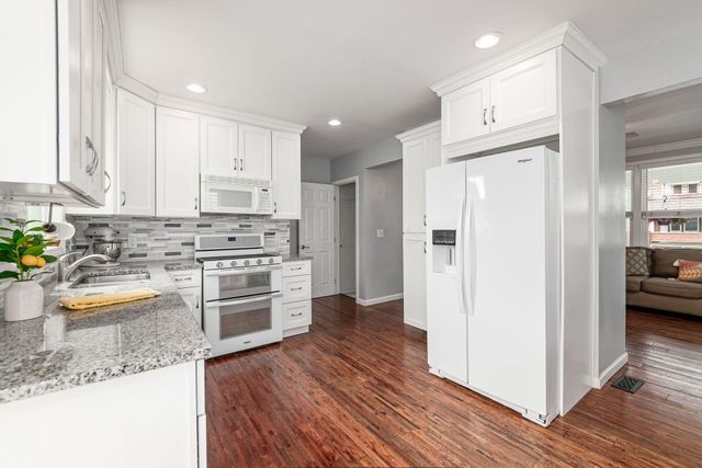 405 E Jenkins Avenue, Columbus, OH 43207
