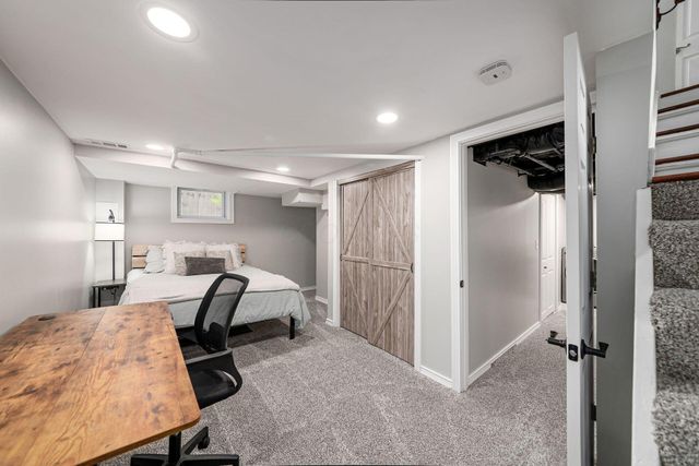 405 E Jenkins Avenue, Columbus, OH 43207