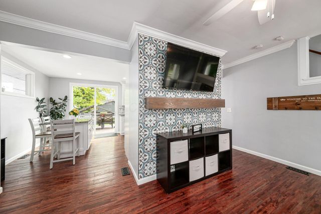 405 E Jenkins Avenue, Columbus, OH 43207