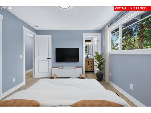 5685 Sw 207TH Ave, Beaverton, OR 97078