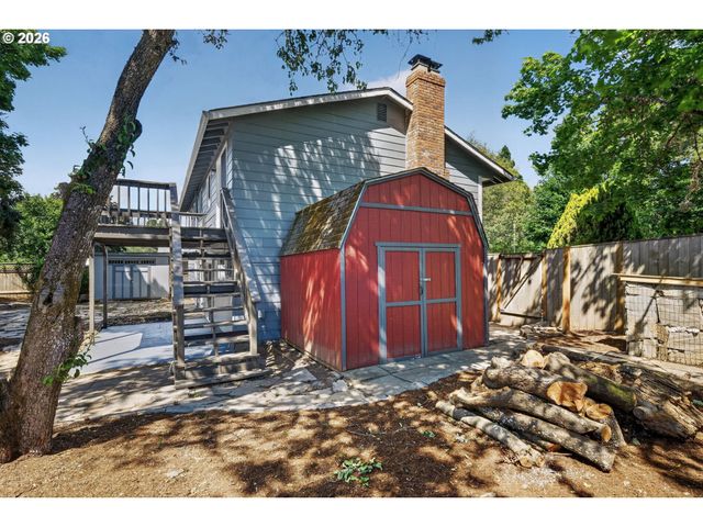 5685 Sw 207TH Ave, Beaverton, OR 97078