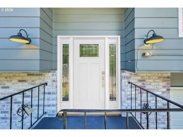 5685 Sw 207TH Ave, Beaverton, OR 97078