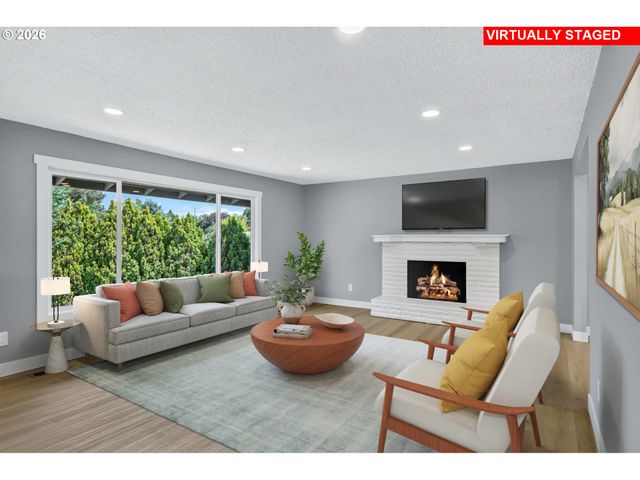 5685 Sw 207TH Ave, Beaverton, OR 97078