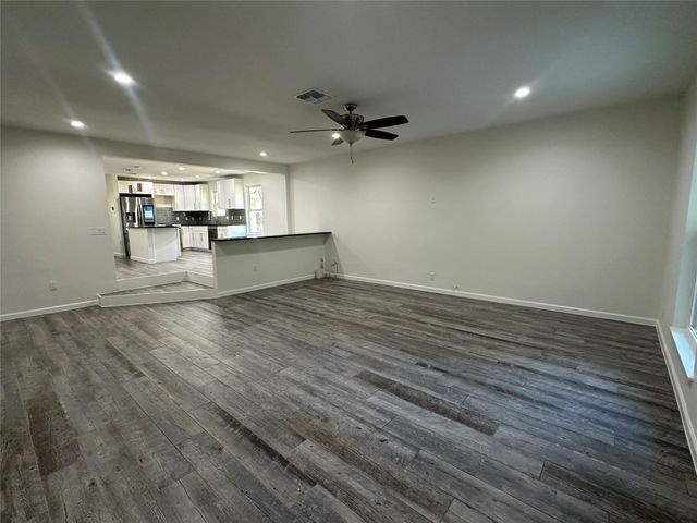 908 Plateau CIR, Austin, TX 78745