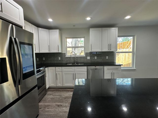 908 Plateau CIR, Austin, TX 78745