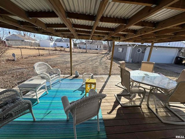 2214 W OVERBROOK Drive, Peoria, IL 61604