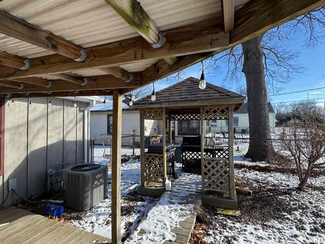 2214 W OVERBROOK Drive, Peoria, IL 61604