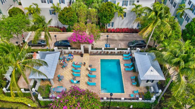 503 N MALLORY Circle, Delray Beach, FL 33483