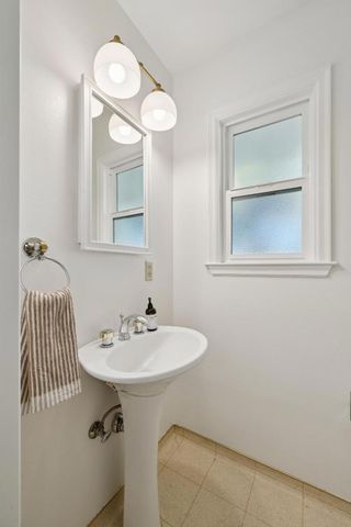 822 Amber Lane, Los Altos, CA 94024