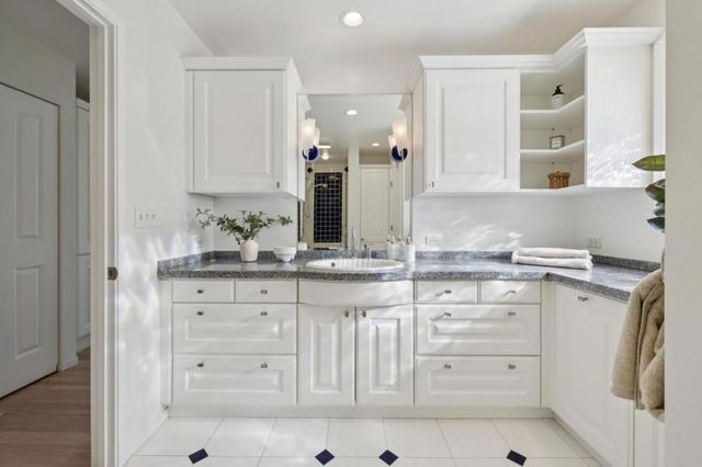 822 Amber Lane, Los Altos, CA 94024