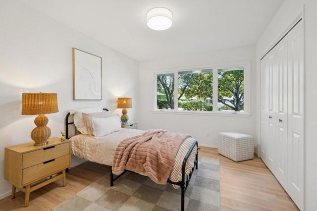 822 Amber Lane, Los Altos, CA 94024