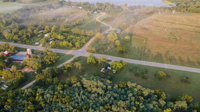 3746 Highway 13, Wisconsin Dells, WI 53965