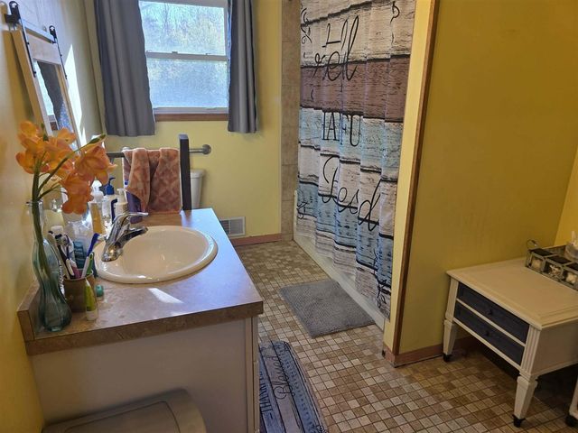 10185 S Tall Oak Trail, Grant, MI 49327