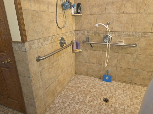 10185 S Tall Oak Trail, Grant, MI 49327