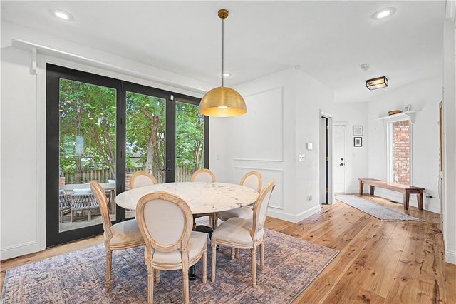 1801 El Contento Circle, Bentonville, AR 72712