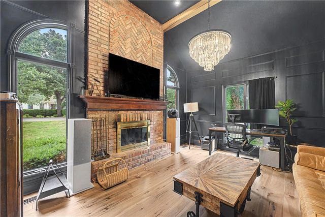 1801 El Contento Circle, Bentonville, AR 72712