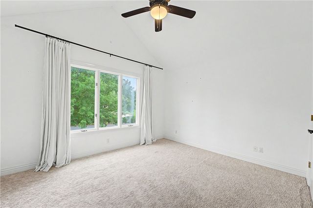 1801 El Contento Circle, Bentonville, AR 72712