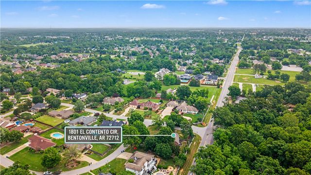 1801 El Contento Circle, Bentonville, AR 72712