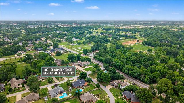 1801 El Contento Circle, Bentonville, AR 72712