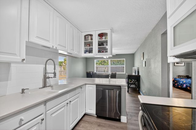 1321 Wyndcliff Drive, Wellington, FL 33414