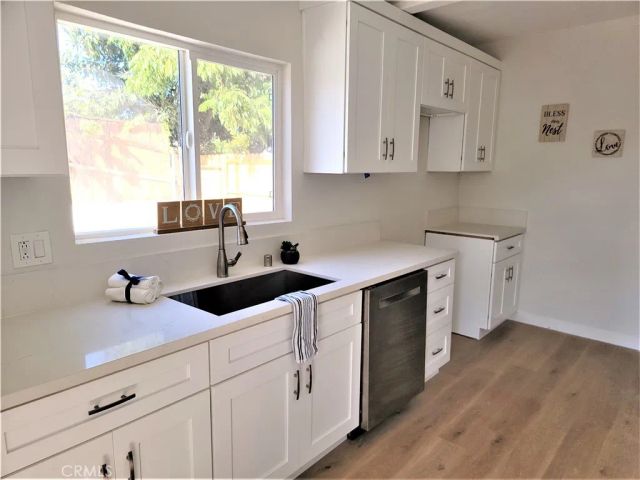 7040 3rd, Los Angeles, CA 90043
