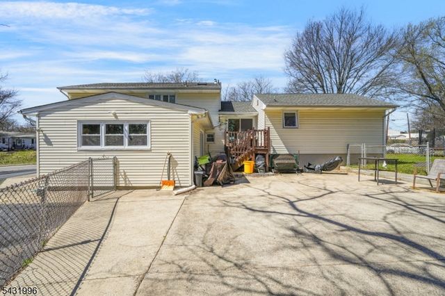 292 Summerhill Rd, East Brunswick Twp., NJ 08816