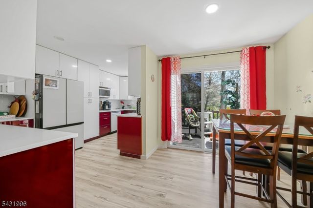 292 Summerhill Rd, East Brunswick Twp., NJ 08816