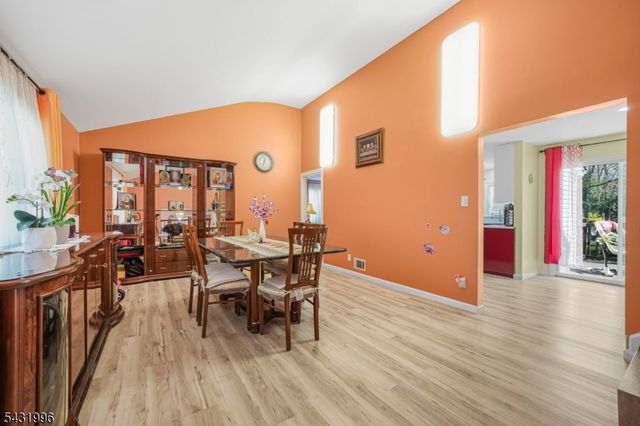 292 Summerhill Rd, East Brunswick Twp., NJ 08816
