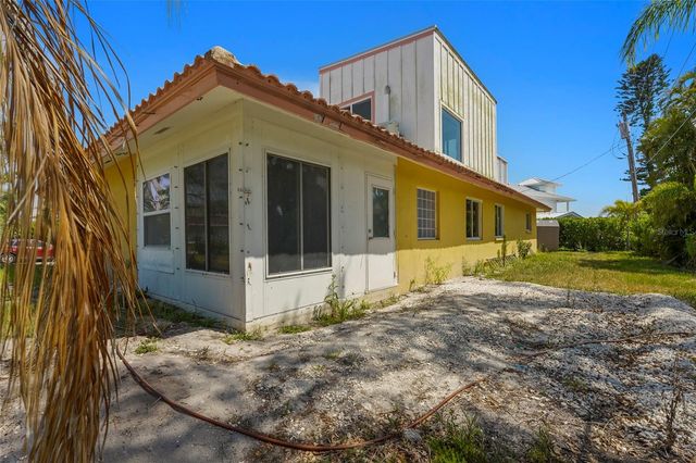 1613 IDLE LANE, Sarasota, FL 34231