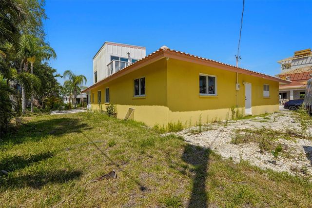 1613 IDLE LANE, Sarasota, FL 34231
