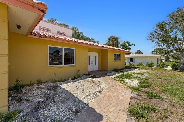 1613 IDLE LANE, Sarasota, FL 34231