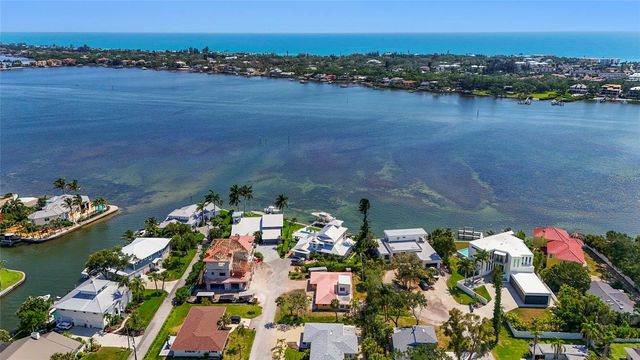 1613 IDLE LANE, Sarasota, FL 34231