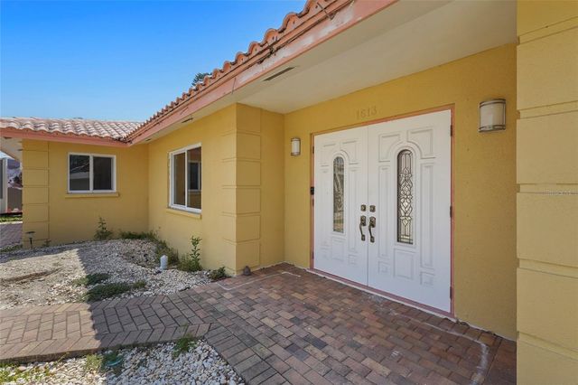 1613 IDLE LANE, Sarasota, FL 34231