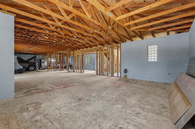 1613 IDLE LANE, Sarasota, FL 34231