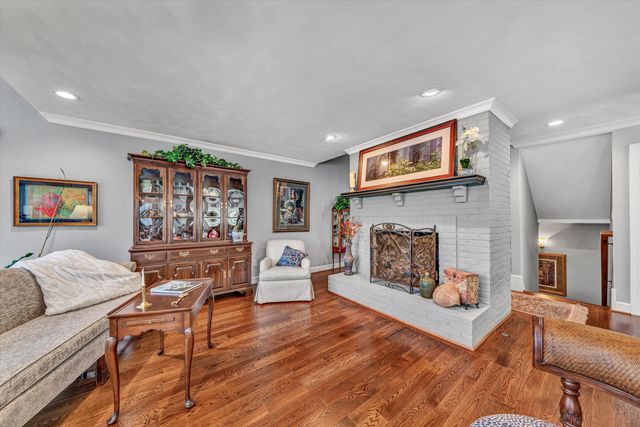253 Island Green DR, Penhook, VA 24137