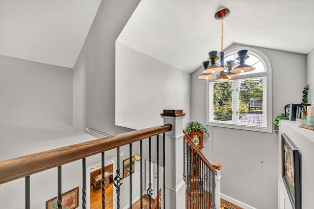 253 Island Green DR, Penhook, VA 24137