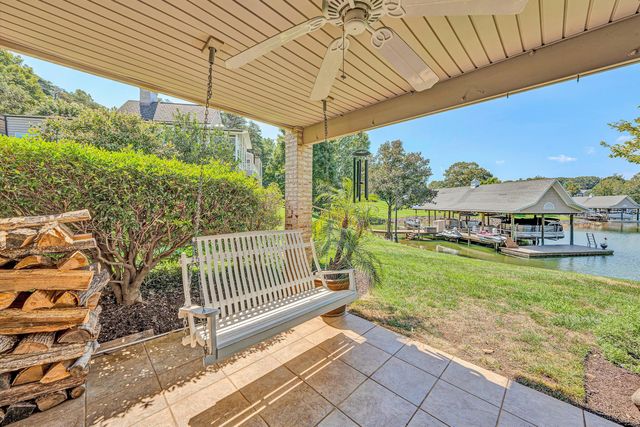 253 Island Green DR, Penhook, VA 24137