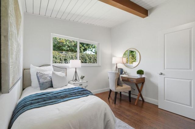 321 Anna Avenue, Mountain View, CA 94043