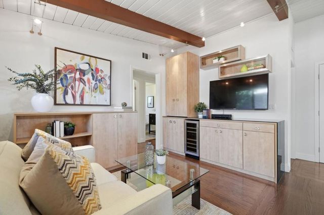 321 Anna Avenue, Mountain View, CA 94043