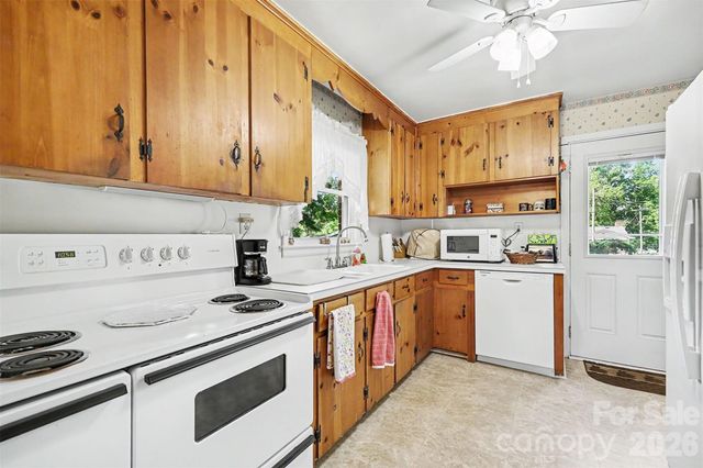 2240 Ashley Road, Charlotte, NC 28208