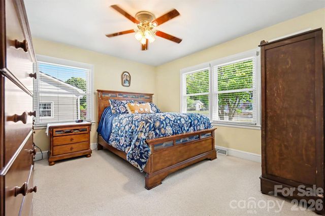 2240 Ashley Road, Charlotte, NC 28208