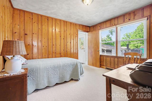 2240 Ashley Road, Charlotte, NC 28208
