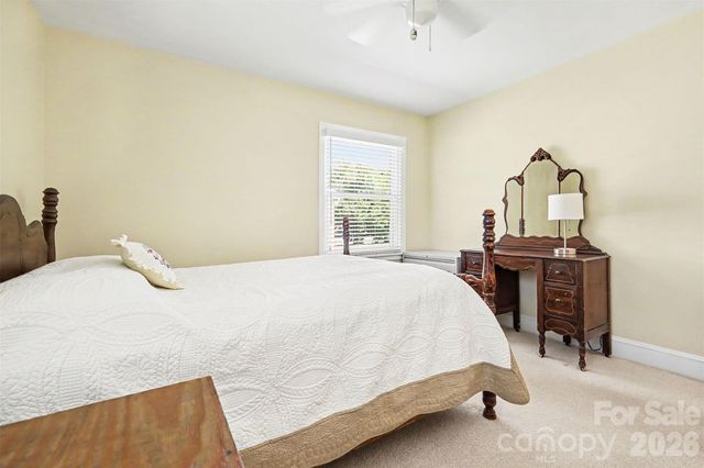 2240 Ashley Road, Charlotte, NC 28208