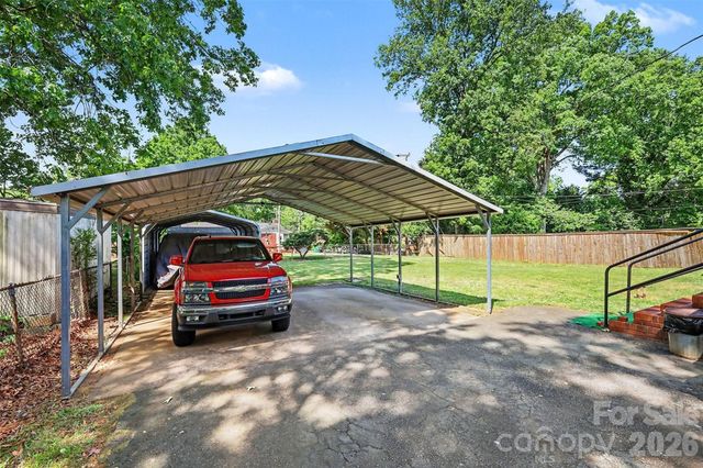 2240 Ashley Road, Charlotte, NC 28208