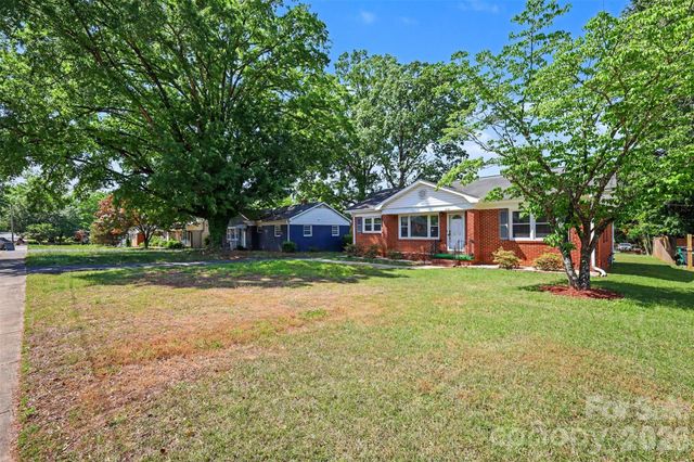 2240 Ashley Road, Charlotte, NC 28208