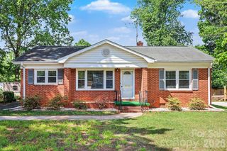 2240 Ashley Road, Charlotte, NC 28208