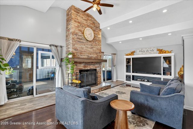 1140 N Smith Road, Eaton Rapids, MI 48827