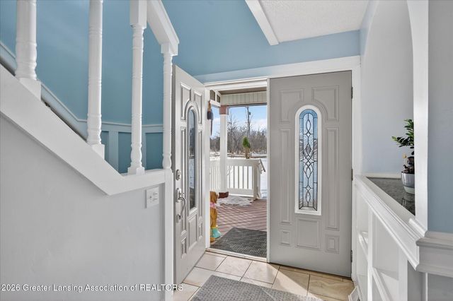 1140 N Smith Road, Eaton Rapids, MI 48827