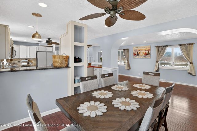 1140 N Smith Road, Eaton Rapids, MI 48827